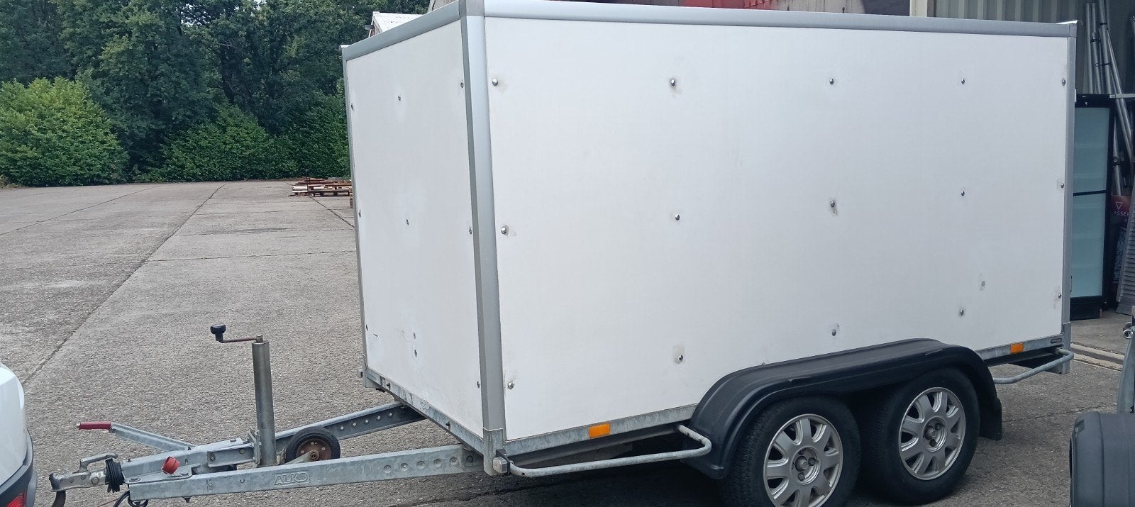 Aanhangwagen Gesloten 1500kg, Enlèvement
