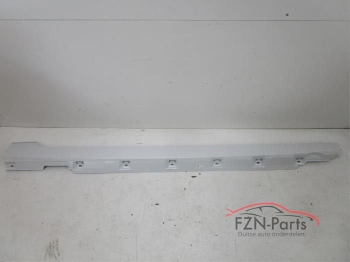 VW Passat B8 Sideskirt rechts parelmoer wit, Enlèvement ou Envoi, Utilisé
