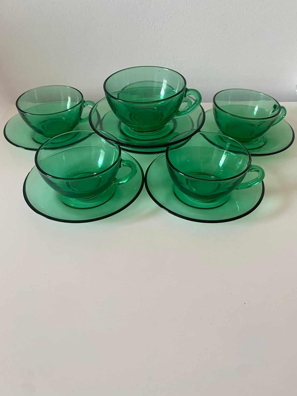 Lot de 6 tasses et sous-tasses  Arcoroc, Antiquités & Art, Enlèvement ou Envoi