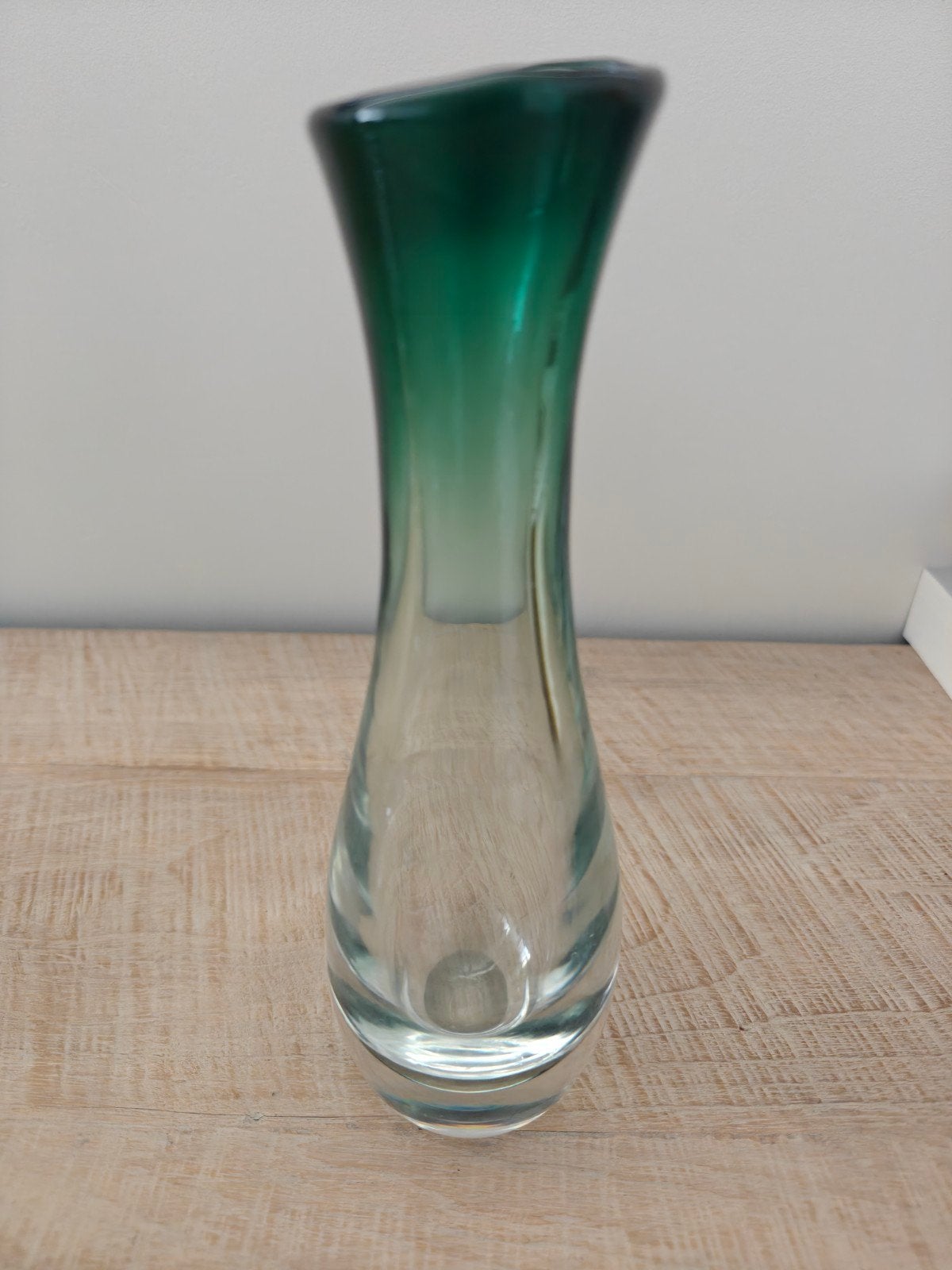 Vintage Val Saint Lambert Vaas – Groen/Helder Kristal – Jare, Antiek en Kunst, Antiek | Glaswerk en Kristal, Ophalen of Verzenden