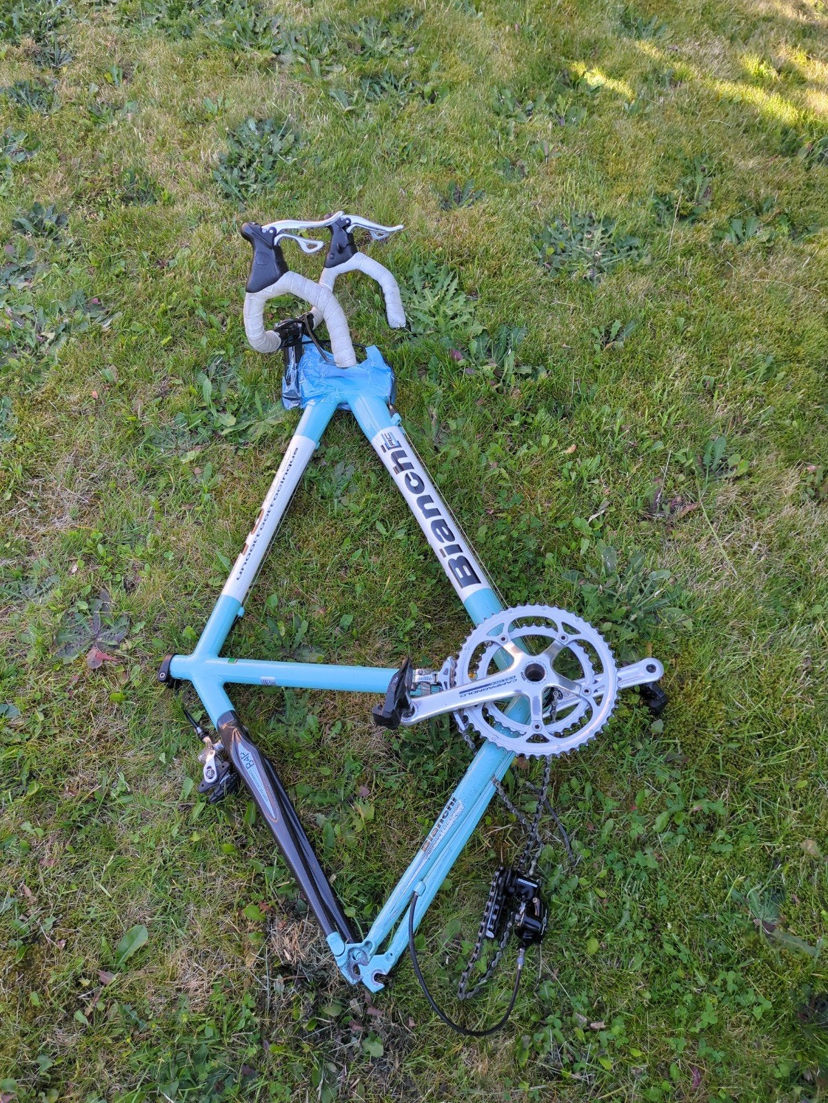 Bianchi 1885 maat 57 voor opbouw/stukken, Enlèvement