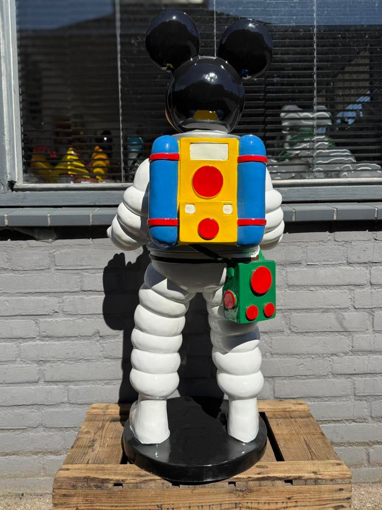 Statue de Mickey Mouse en tant qu'astronaute, Enlèvement, Mickey Mouse, Comme neuf, Statue ou Figurine