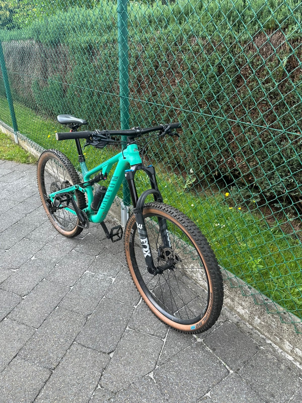 Canyon neuron 6, Ophalen, Zo goed als nieuw