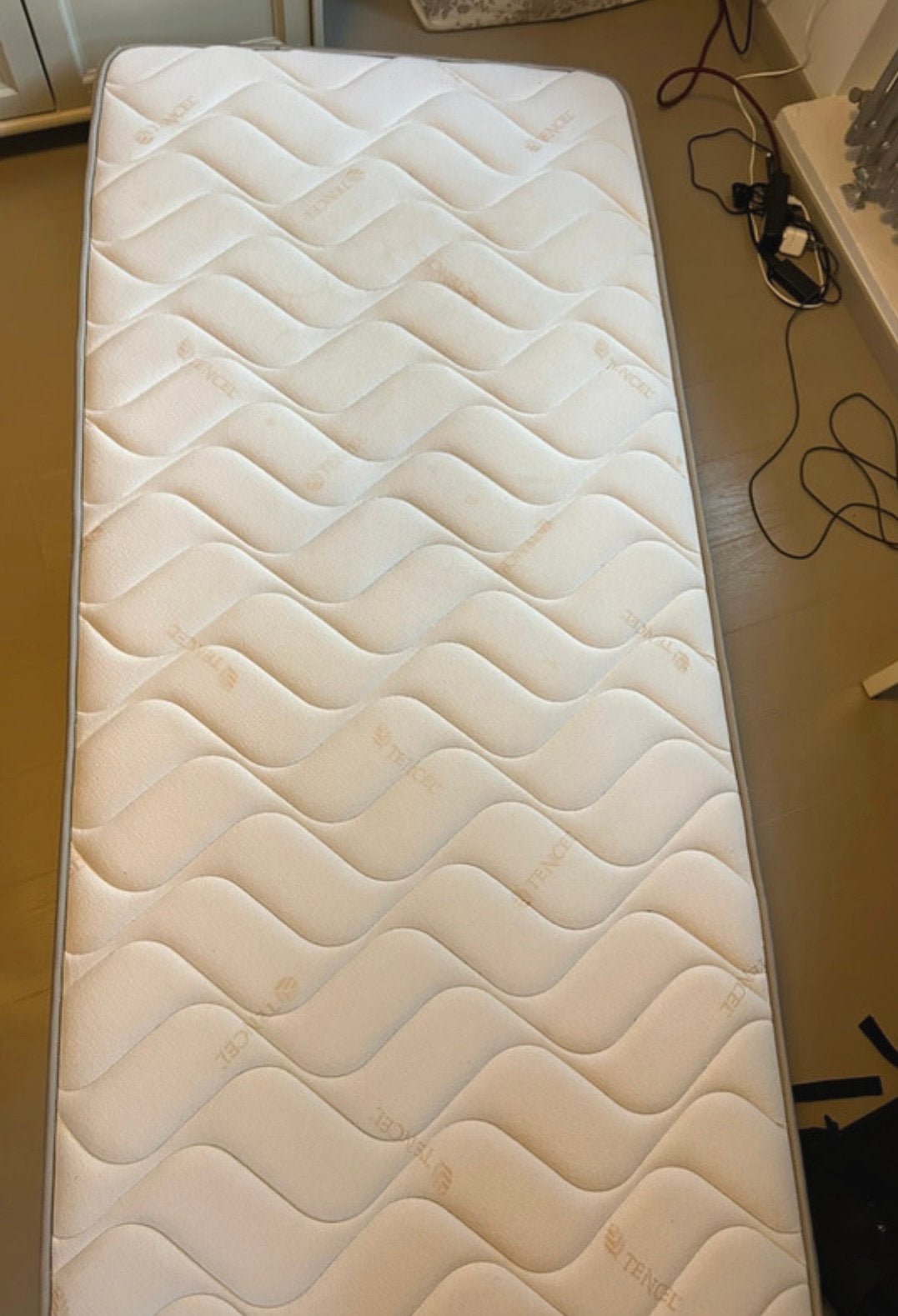 Matelas 1 personne, 90 cm, Matelas, Enlèvement, 200 cm