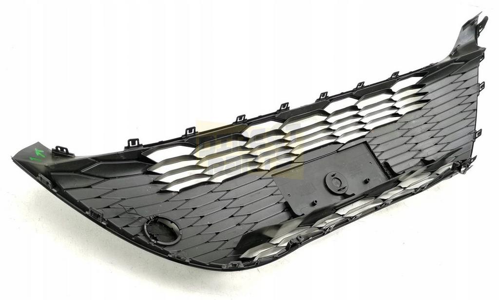 Toyota Yaris (4/17-9/20) Voorbumpergrille midden onder (honi, -, -, Nieuw, Toyota