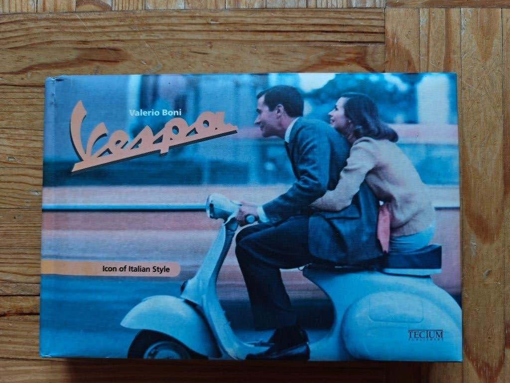 Vespa, Boeken, Ophalen of Verzenden, Gelezen, Valerio Boni, Merk of Model