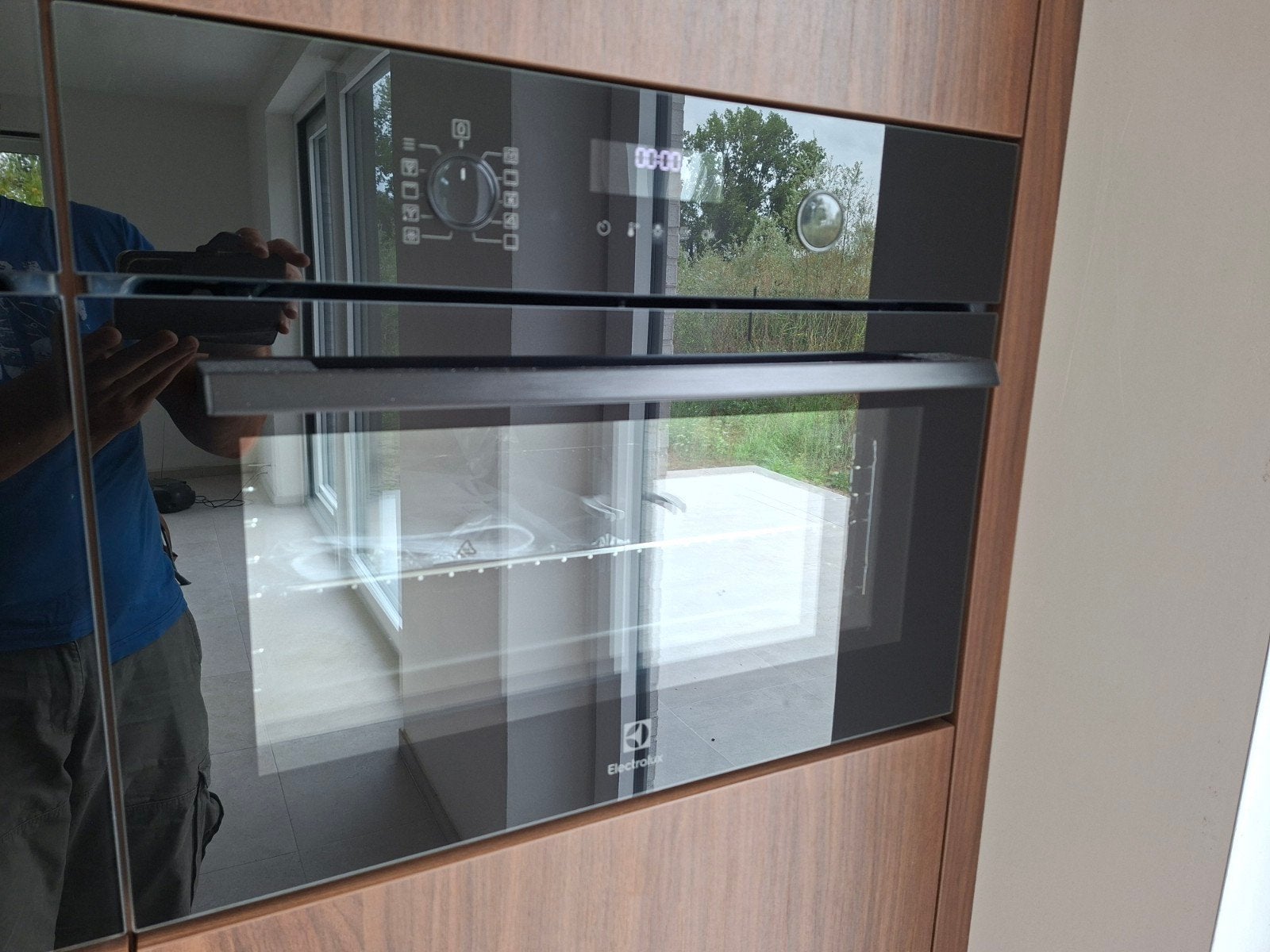 Nieuwe Electrolux oven, Ophalen
