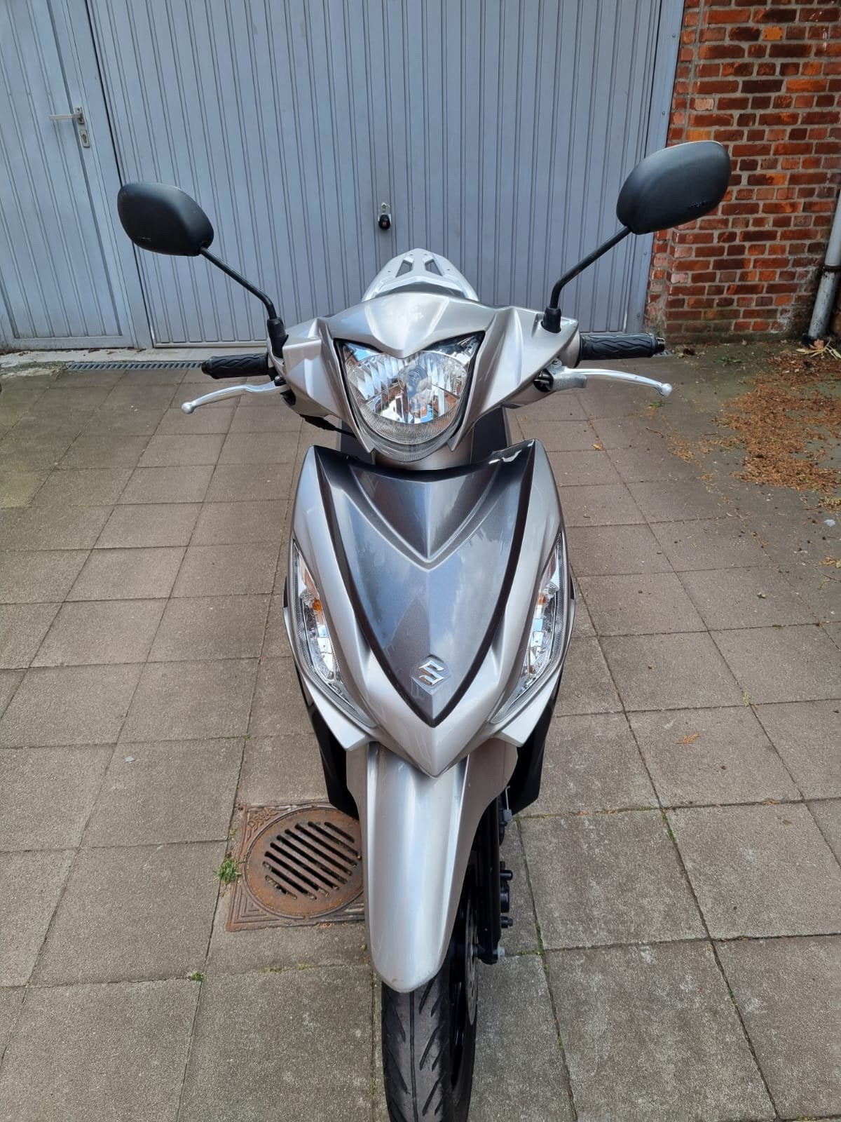 Suzuki addres 110cc bouwjaar 2015, Motoren, Motoren | Suzuki, Scooter, Particulier