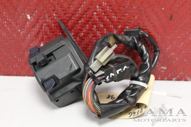 STUURSCHAKELAAR LINKS ER-5 1997-2000 (ER5 ER500A-B), Dhr. S. di Majo, Gebruikt, Info@cama-motorparts.nl, P.J. Troelstraweg 8 8
3144 CX  MAASSLUIS, NL