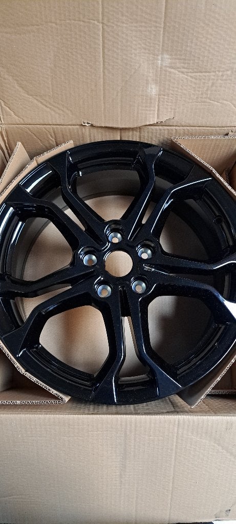 Une jante RADICAL 18" noir pour CLIO IV R.S. (neuve), Auto-onderdelen, Ophalen, 18 inch, Velg(en), Nieuw