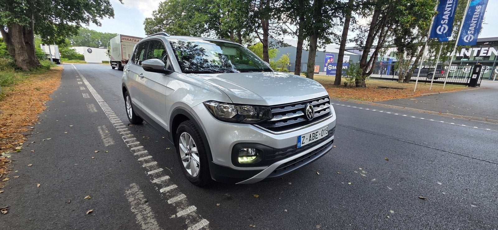 volkswagen t cross à l'état neuf avec 36 000 km, Argent ou Gris, Euro 6, 110 g/km, Boîte manuelle