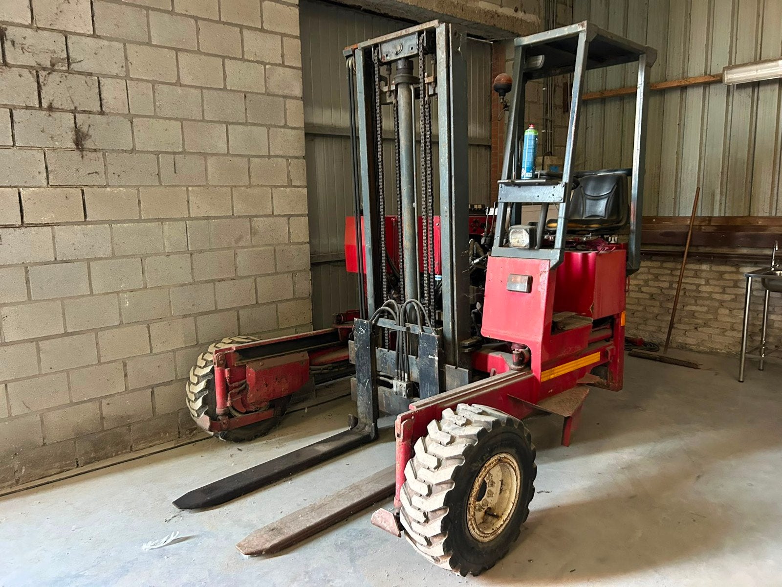 heftruck merk Moffett, diesel aangedreven, Ophalen, Diesel, Heftruck, Moffett