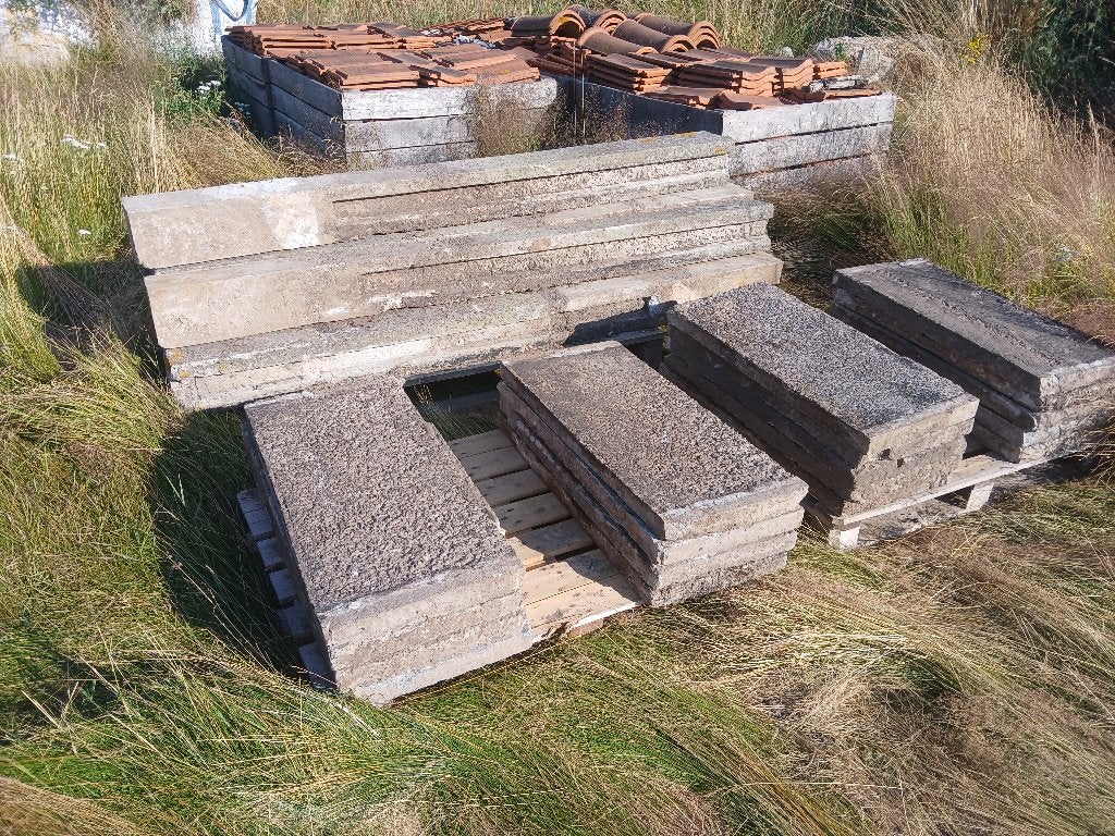 Dalle de béton et poteaux muraux en H, Enlèvement, Utilisé, Autres matériaux
