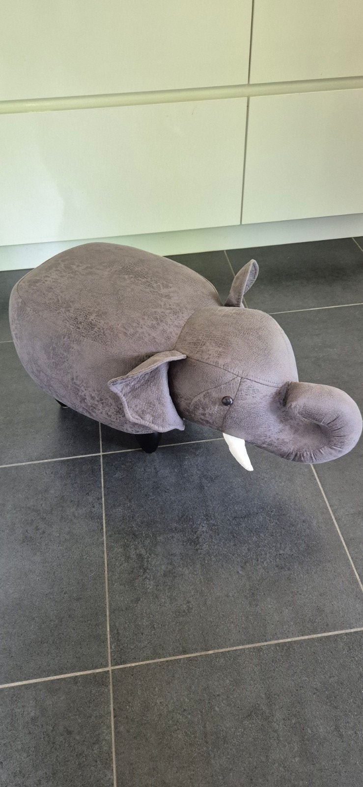 Home & Styling olifant kruk, Ophalen