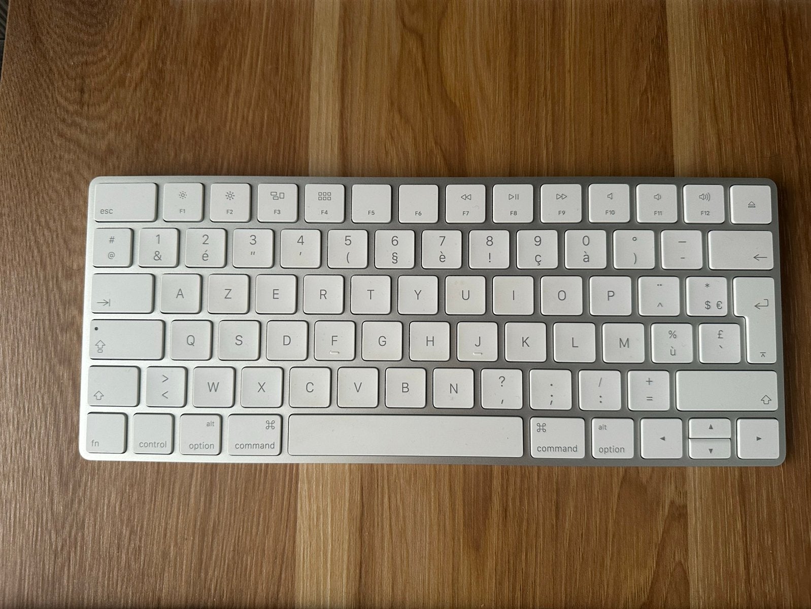 Clavier Apple Magic, Informatique & Logiciels, Claviers, Enlèvement ou Envoi, Azerty, Comme neuf, Sans fil