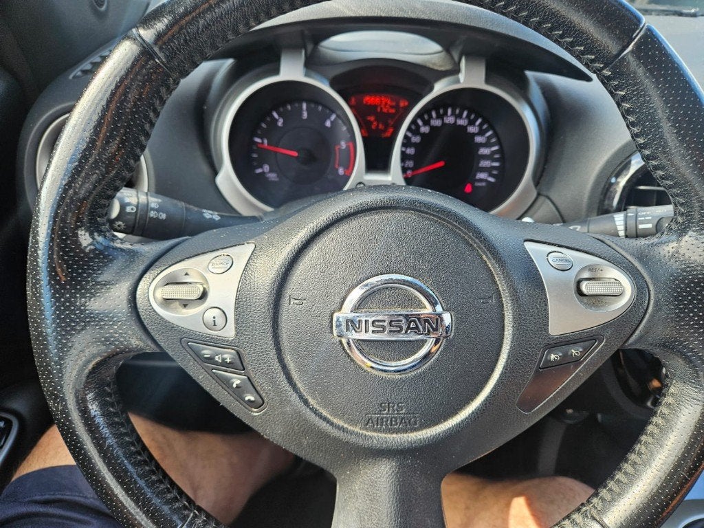 Nissan Juke ️ +32479094559 ️ 1,5 dCi  GPS, Auto's, Voorwielaandrijving, Stof, Zwart, 4 cilinders