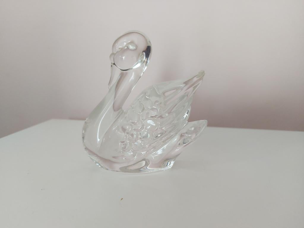 Cygne Cristal Boch Royal, Enlèvement