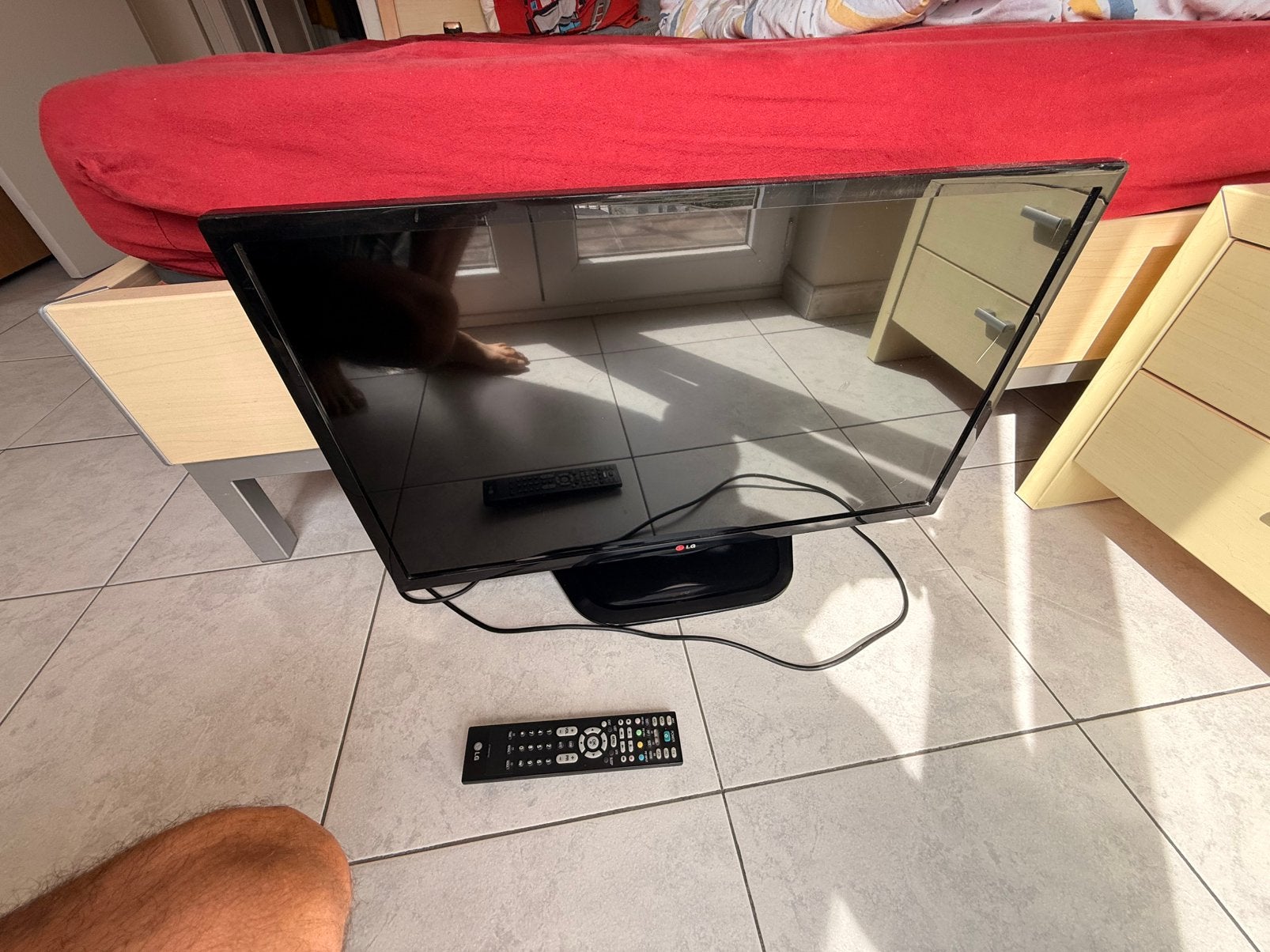 Tv Lg good staat, Huis en Inrichting, Ophalen