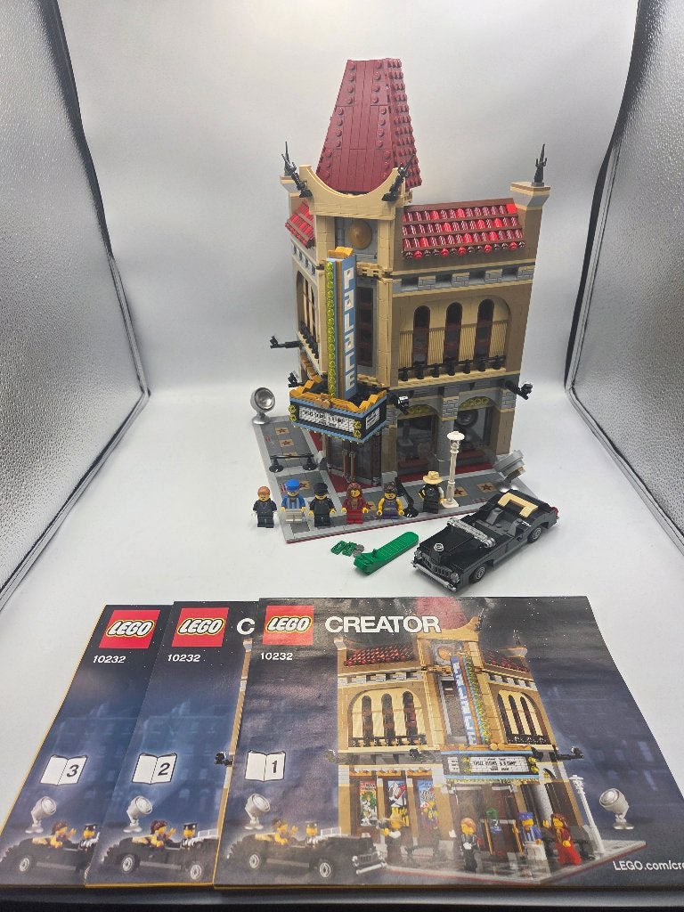 Lego Creator expert 10232 Palace Cinema, Kinderen en Baby's, Speelgoed | Duplo en Lego, Lego, Ophalen of Verzenden, Zo goed als nieuw