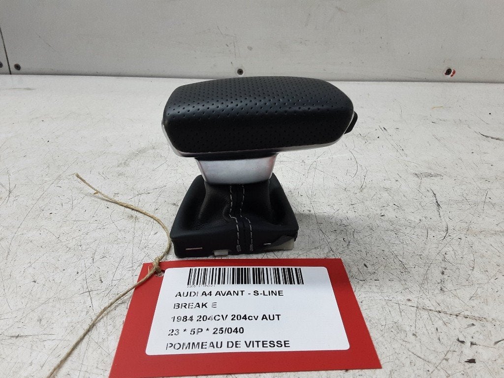 LEVIER DE CHANGEMENT DE VITESSES Audi A4 Avant (B9), Autos : Pièces & Accessoires, Mevr. I. Hauben, Audi, Utilisé, Rue de l'Espoir 34 34
4030  GRIVEGNÉE, BE