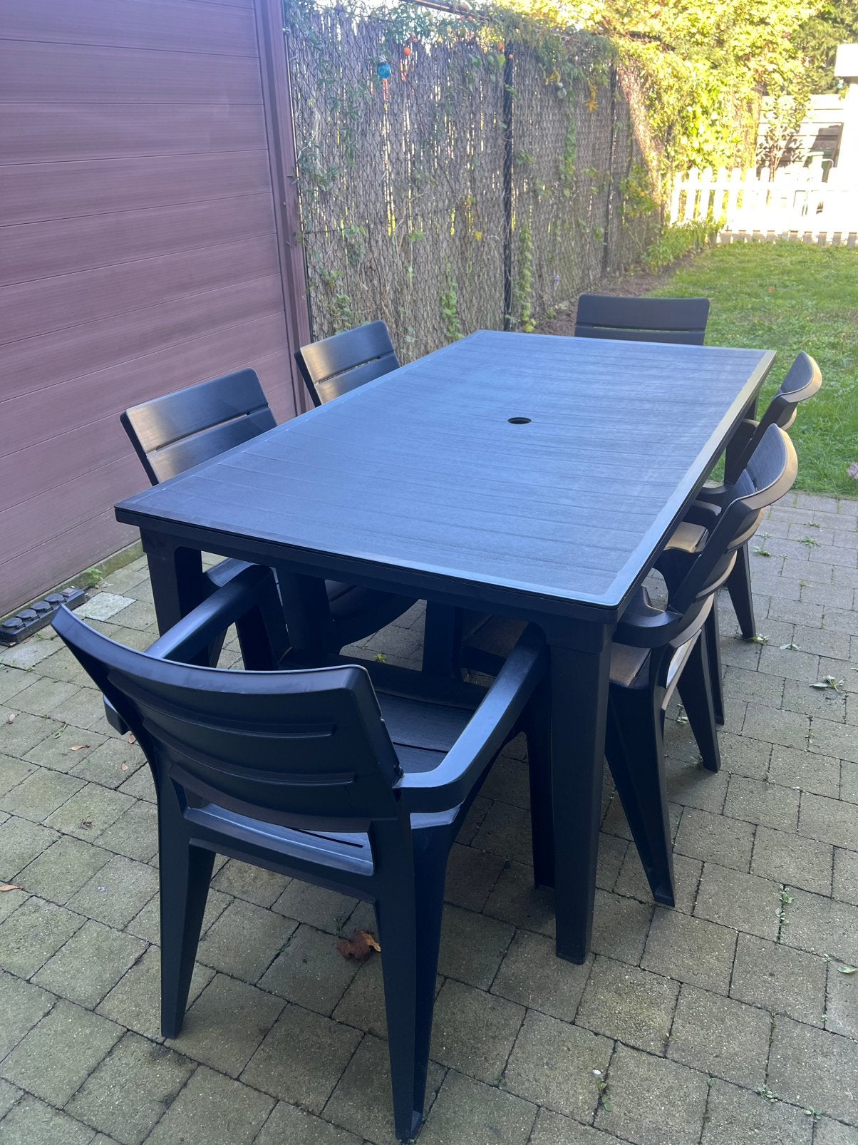 Tuin tafel met 6 stoel, Ophalen, Zo goed als nieuw, Plastic
