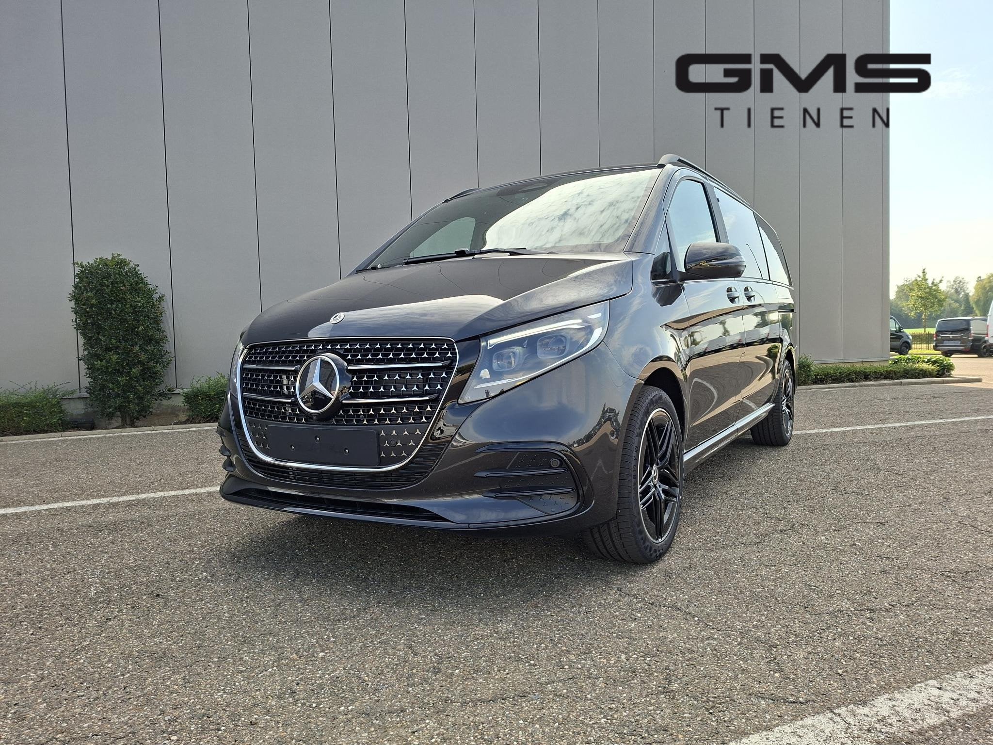 Mercedes-Benz V-Klasse V 300 d L2 Exclusive 4MATIC/AMG/85.85, Neuf, Argent ou Gris, 207 g/km, 4 portes