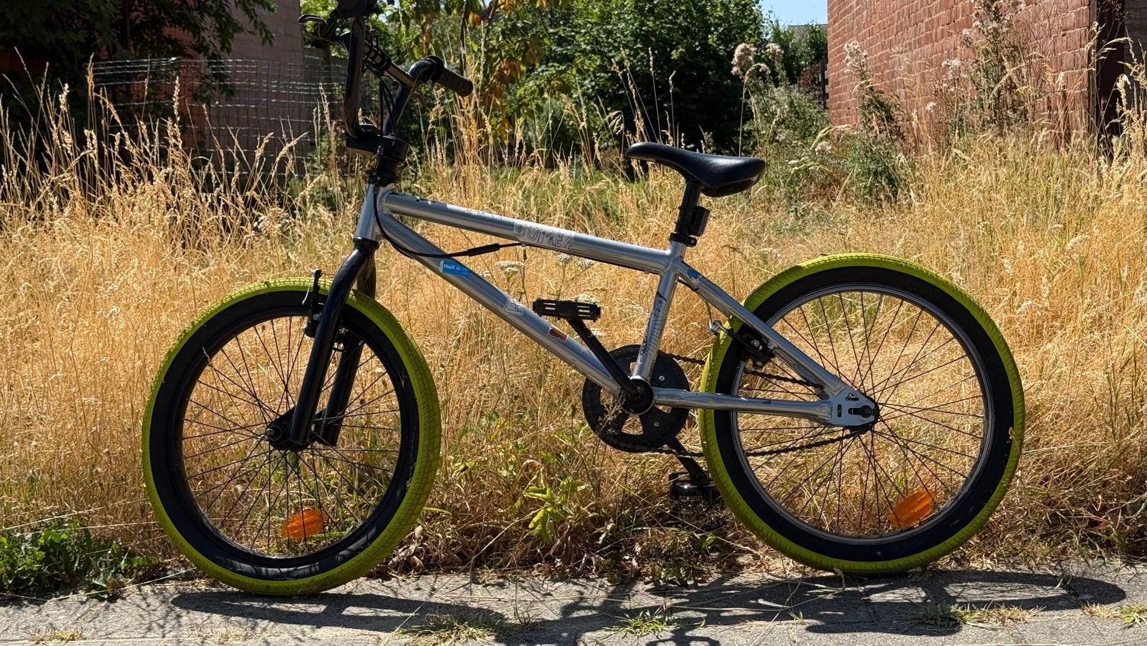 B’Twin Wipe 520 BMX 20 inch – zilver met gele banden, Enlèvement, Utilisé, 16 à 20 pouces