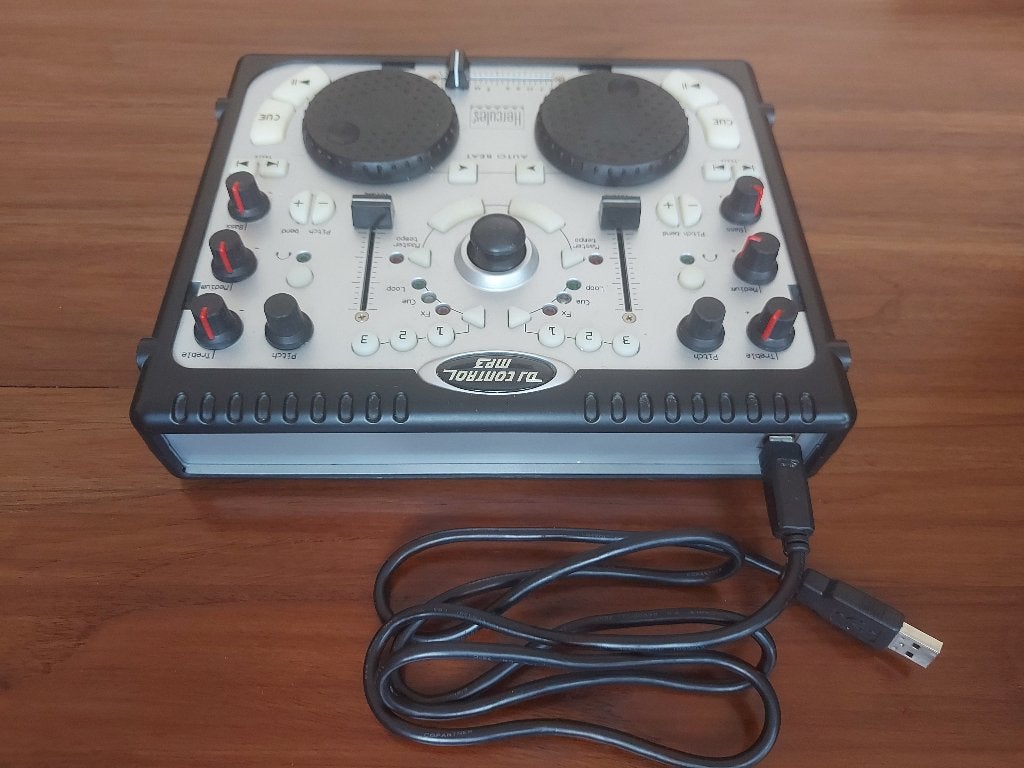 MP3-mixer met DJ-bediening, Ophalen of Verzenden