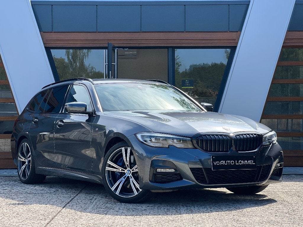 BMW 330i Touring - M-SPORT/ LED/ STUURVERW./ GARANTIE, Automaat, Achterwielaandrijving, Euro 6, 4 cilinders
