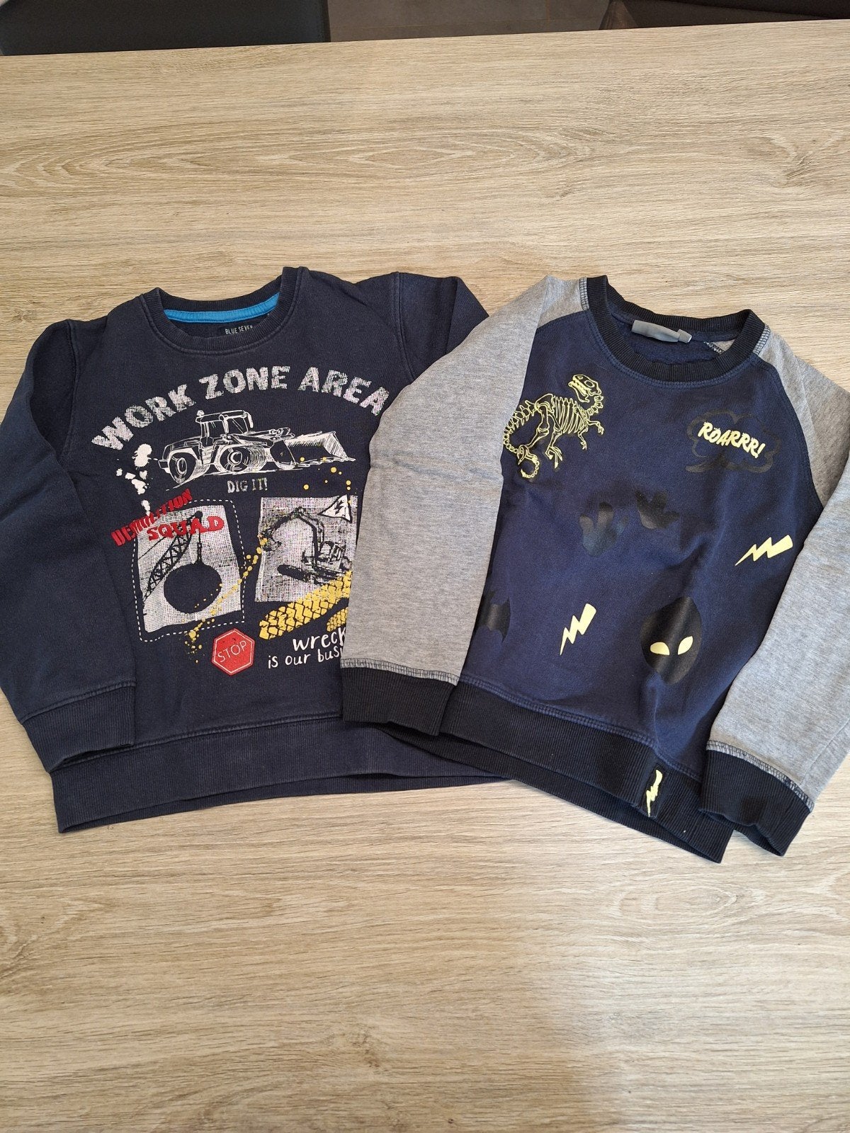 Truien jongens maat 122, Enfants & Bébés, Vêtements enfant | Taille 122, Enlèvement ou Envoi, Comme neuf, Garçon, Pull ou Veste