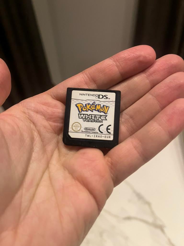 Pokemon White Nintendo Ds!, Games en Spelcomputers, Games | Nintendo DS, Ophalen, Zo goed als nieuw