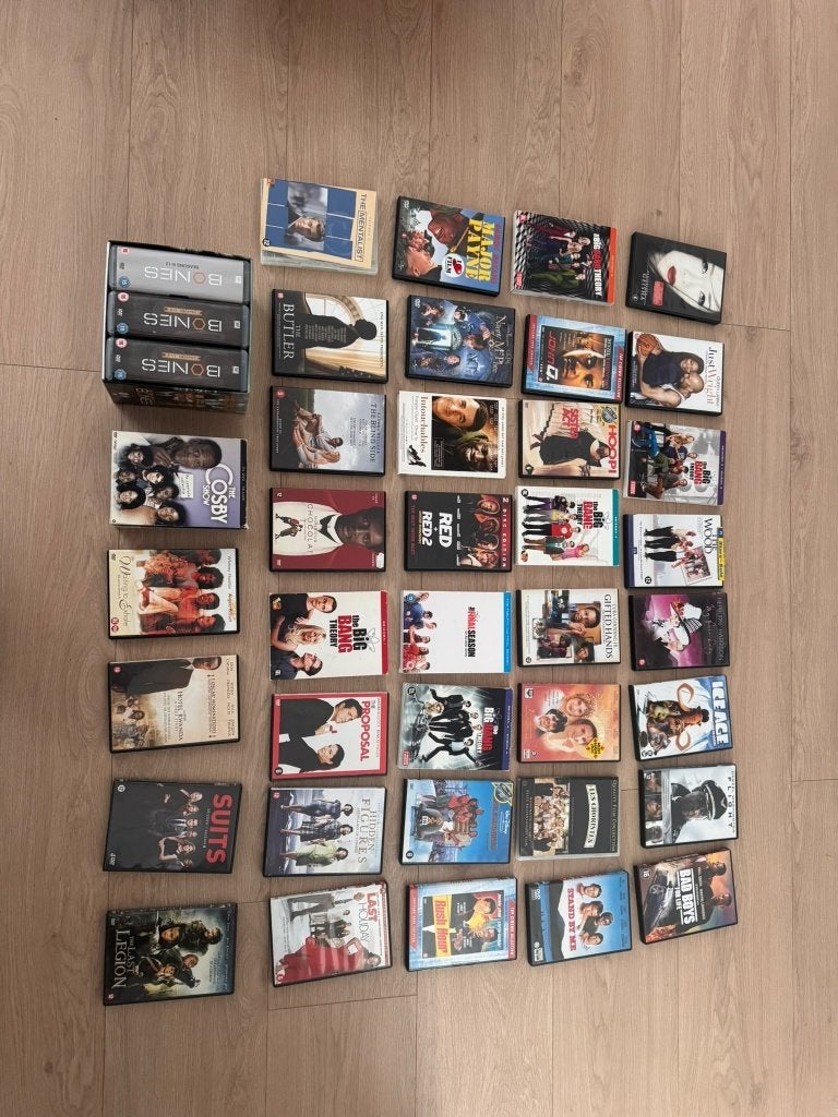 DVD collectie 40 films & series – comedy, drama, boxsets –, Ophalen, Gebruikt