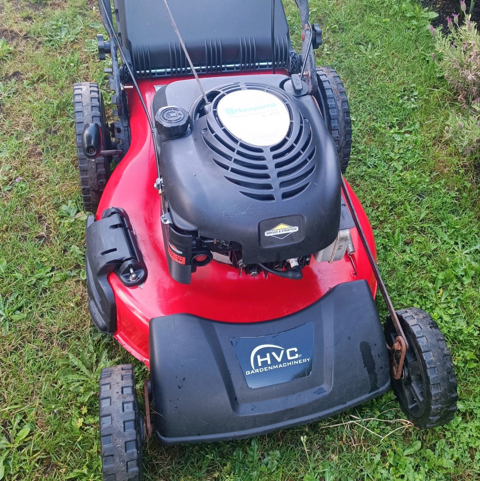 Ik zoek een kapotte grasmaaier op benzine., Tuin en Terras, Ophalen