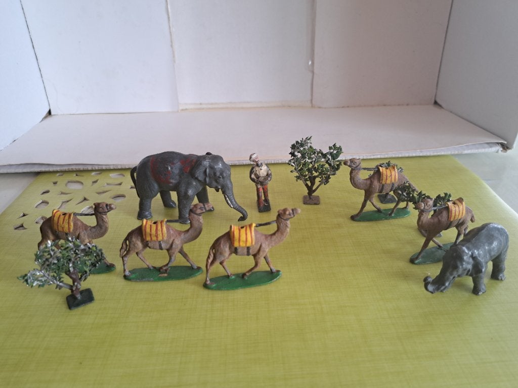 Animaux éléphants chameaux figurines plomb cbg mignot, Collections, Enlèvement ou Envoi, Utilisé