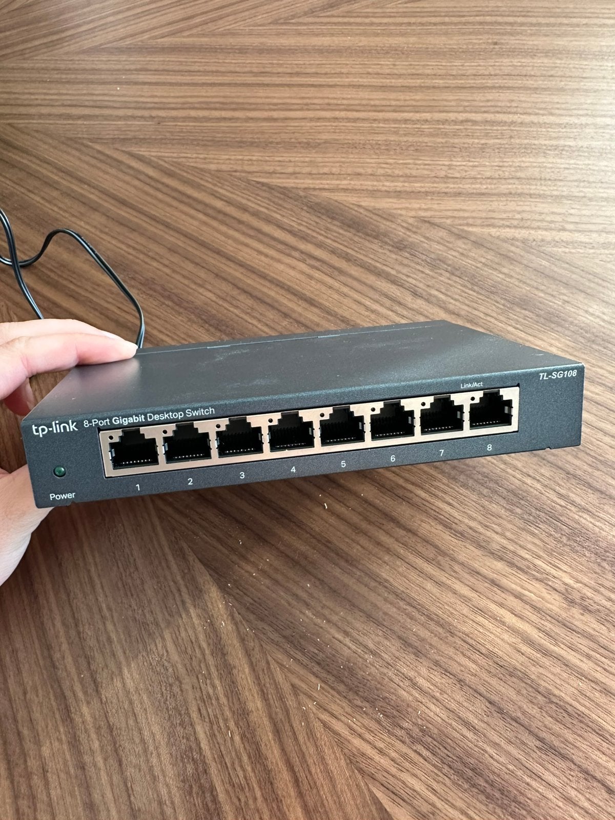 TP link 8 port gigabit desktop switch TL SG108, Ophalen, Zo goed als nieuw