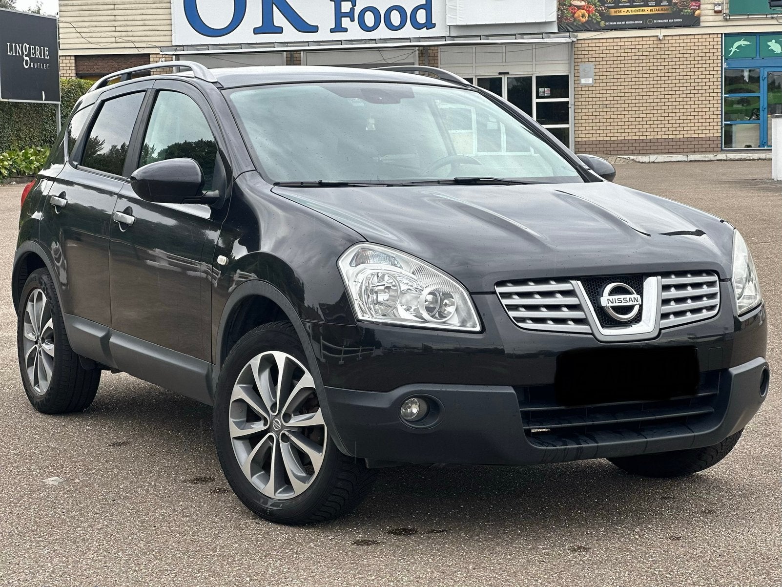 NISSAN QASHQAI BENZINE, Achat, Boîte manuelle, Noir, 5 portes