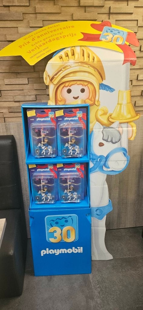 16 Playmobil 4430 Golden Knight + originele winkeldisplay, Ophalen of Verzenden, Zo goed als nieuw, Complete set, Figuren