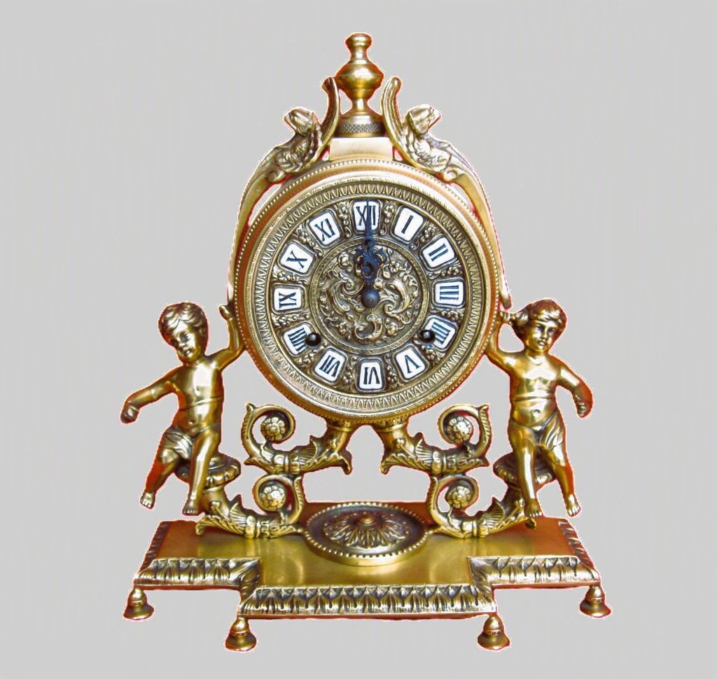 Vergulde Italiaanse schouwklokje met cherubijnen., Antiquités & Art, Antiquités | Horloges, Enlèvement