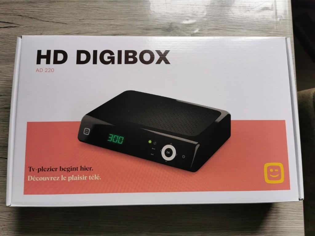 HD Digibox AD 220 Nieuw, Audio, Tv en Foto, Ophalen, Nieuw