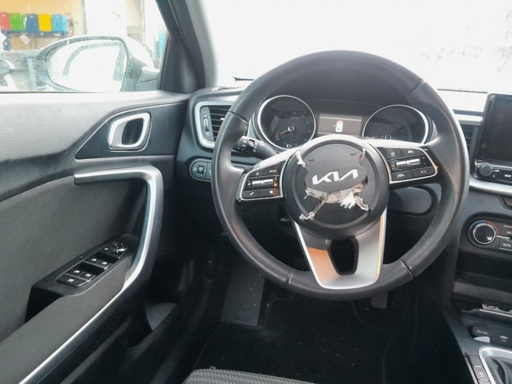 VOLANT DIRECTION Kia Ceed Sportswagon (CDF), Kia, Info@kia.de, Utilisé, Theodor-Heuss-Allee 11
60486  Frankfurt am Main, DE