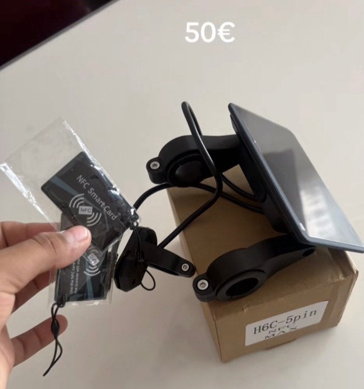 h6c scherm met 2 nfc chips en een controller, TV, Hi-fi & Vidéo, Caméscopes numériques, Enlèvement ou Envoi, Comme neuf