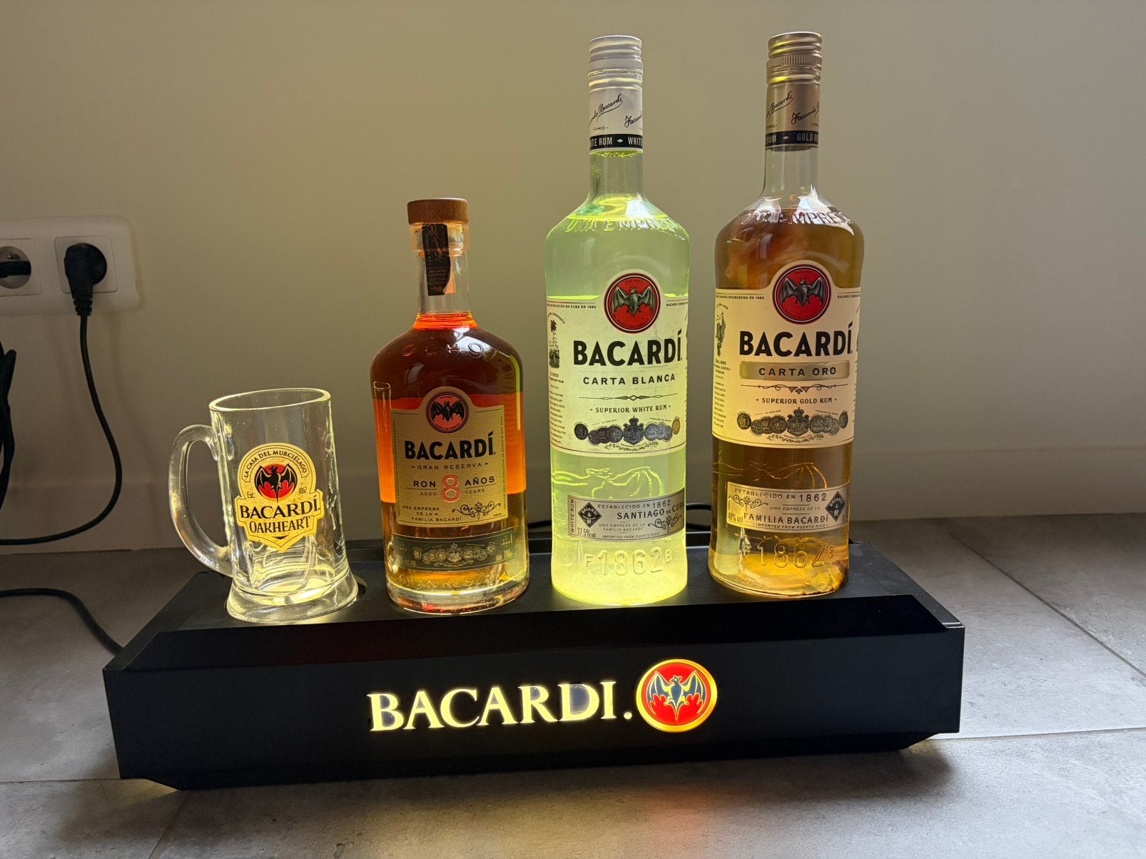 Présentoir lumineux Bacardi, Collections, Marques & Objets publicitaires, Utilisé, Enlèvement