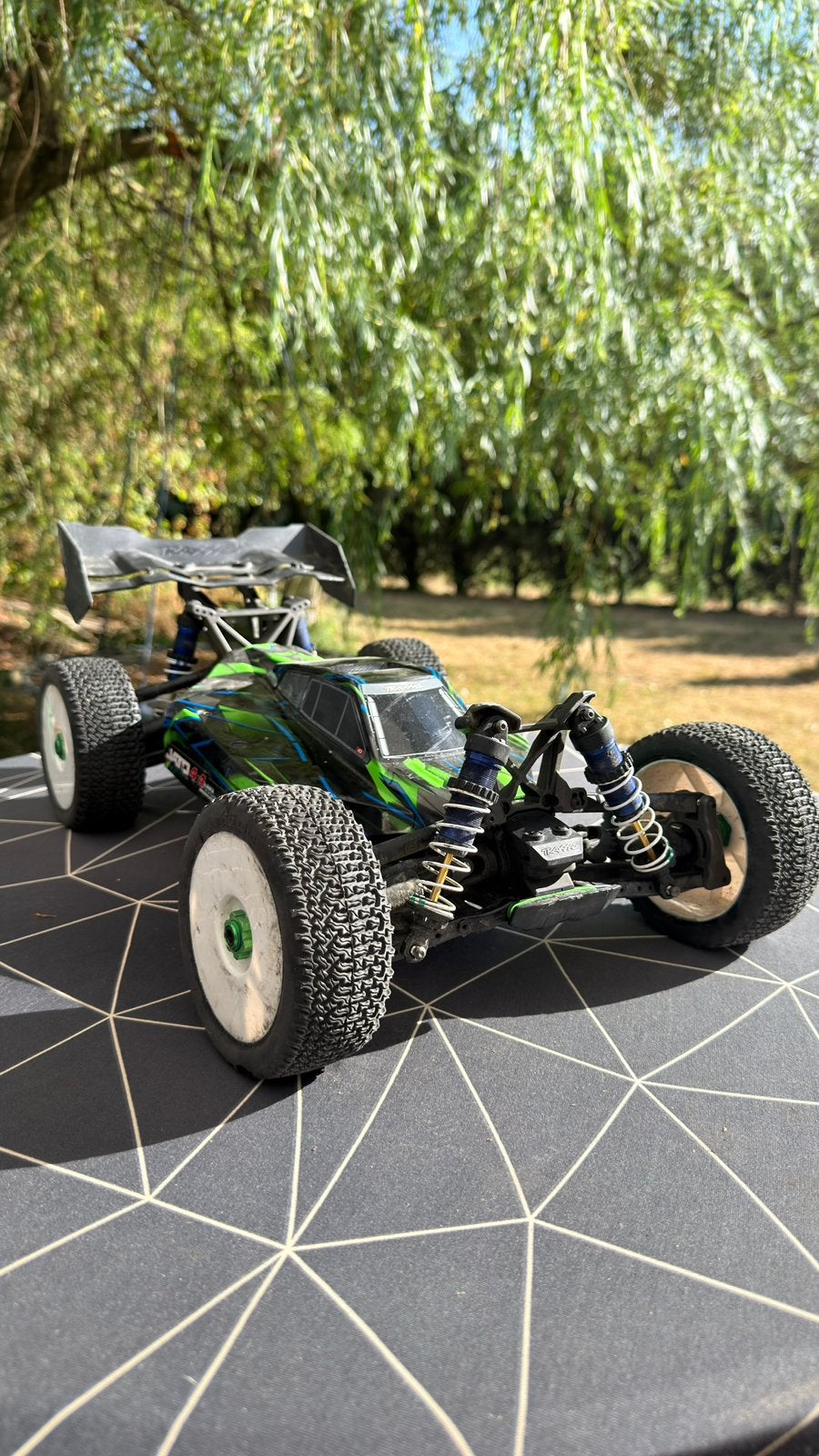 Buggy 1/8 Traxxas jato 4x4 4s, Enlèvement ou Envoi, Utilisé