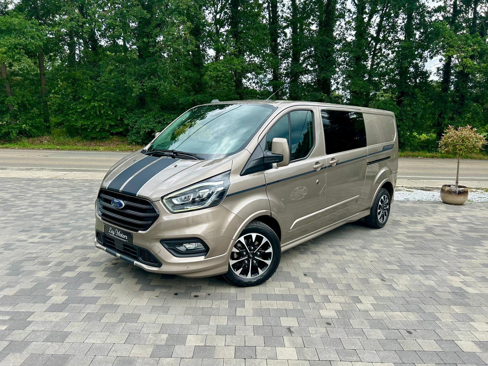 FORD CUSTOM SPORT | DUBBELE CABINE | BTW, Auto's, Ford, Bedrijf, Transit, Diesel, Euro 6, Handgeschakeld, Leder, Dealer onderhouden