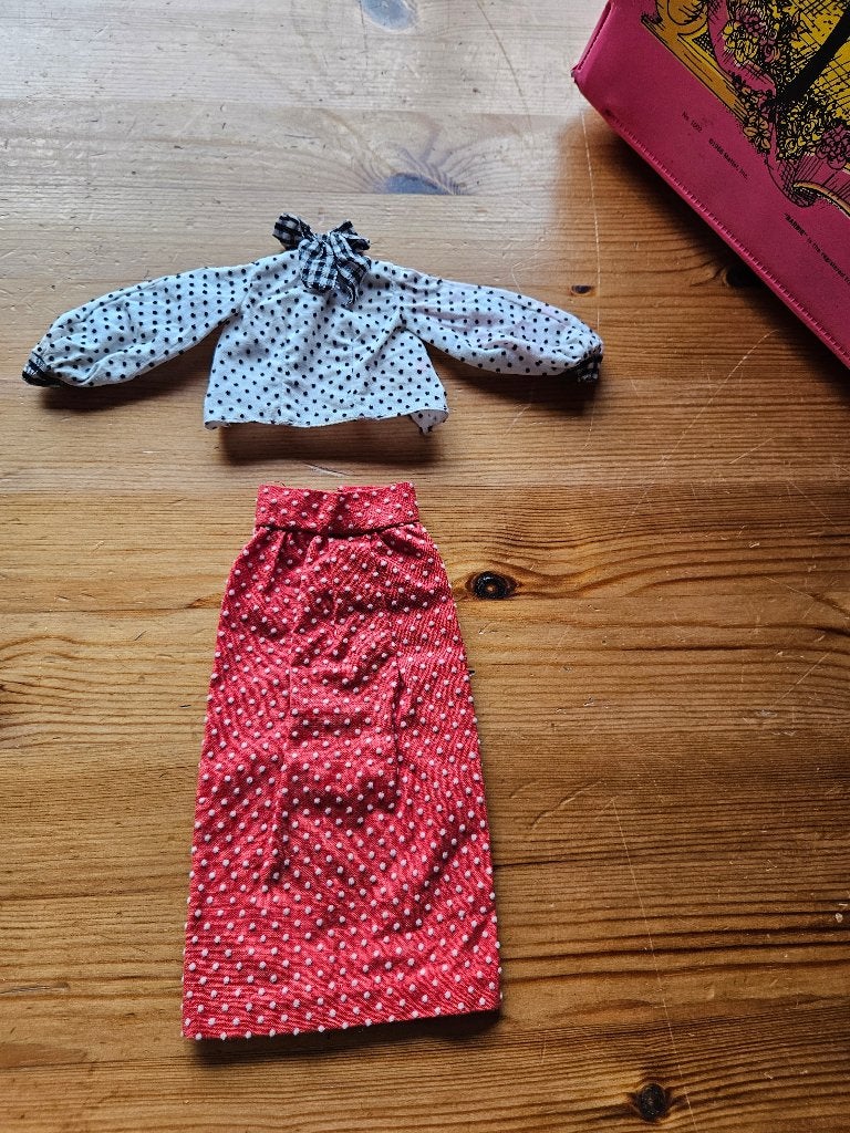 Tenue de Barbie des années 70, Enlèvement ou Envoi, Utilisé, Accessoires