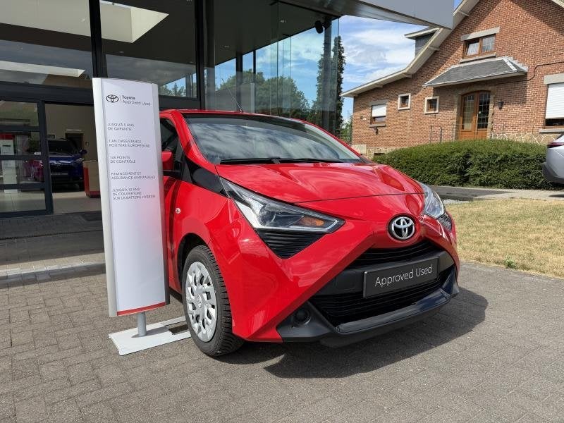 Toyota Aygo x-play II, Autos, Toyota, Achat, 998 cm³, Euro 6, Boîte manuelle