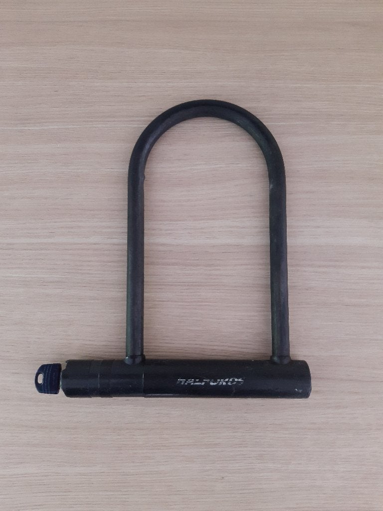 Fietsslot (U-slot) Halfords 24x 13cm met 1 sleutel, Ophalen of Verzenden, Gebruikt