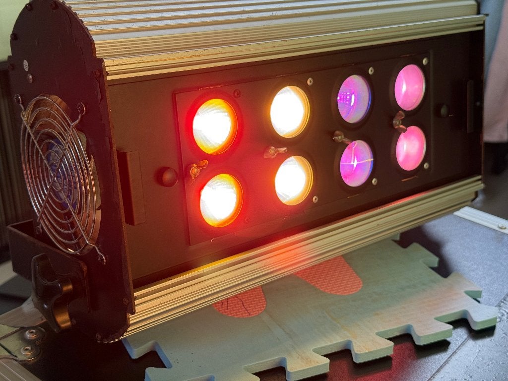 Dicrolight + LM400 in Flightcase, Muziek en Instrumenten, Licht en Laser, Ophalen of Verzenden, Gebruikt, Licht, Geluidgestuurd