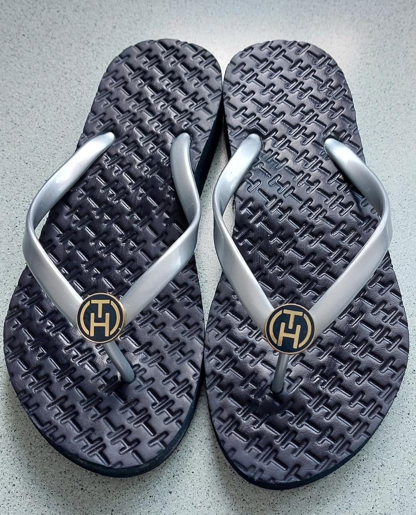 Tommy Hilfiger slippers maat 39, Slippers, Tommy hilfiger, Blauw, Ophalen of Verzenden