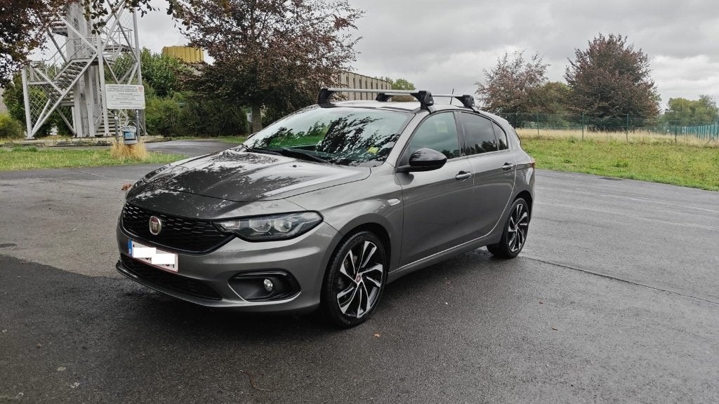 Fiat Tipo HB S-Design 1.4 T-Jet 120 pk, Argent ou Gris, Achat, Réception radio numérique, Boîte manuelle